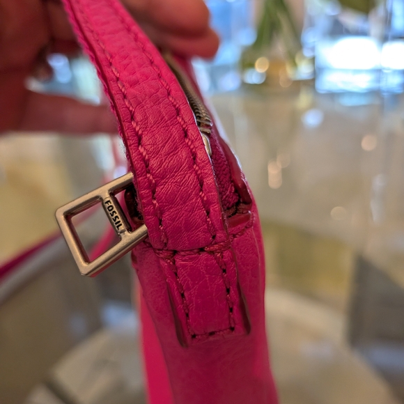 Fossil Pink Crossbody Bag - Picture 12 of 16